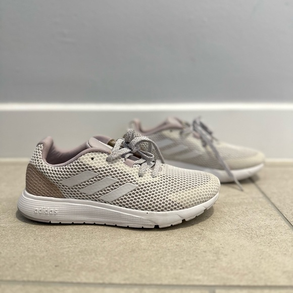 Adidas Sooraj Grey White Lilac Cloudfoam Midsole, Mesh Sneakers US 5, UK 3.5 - Picture 1 of 7